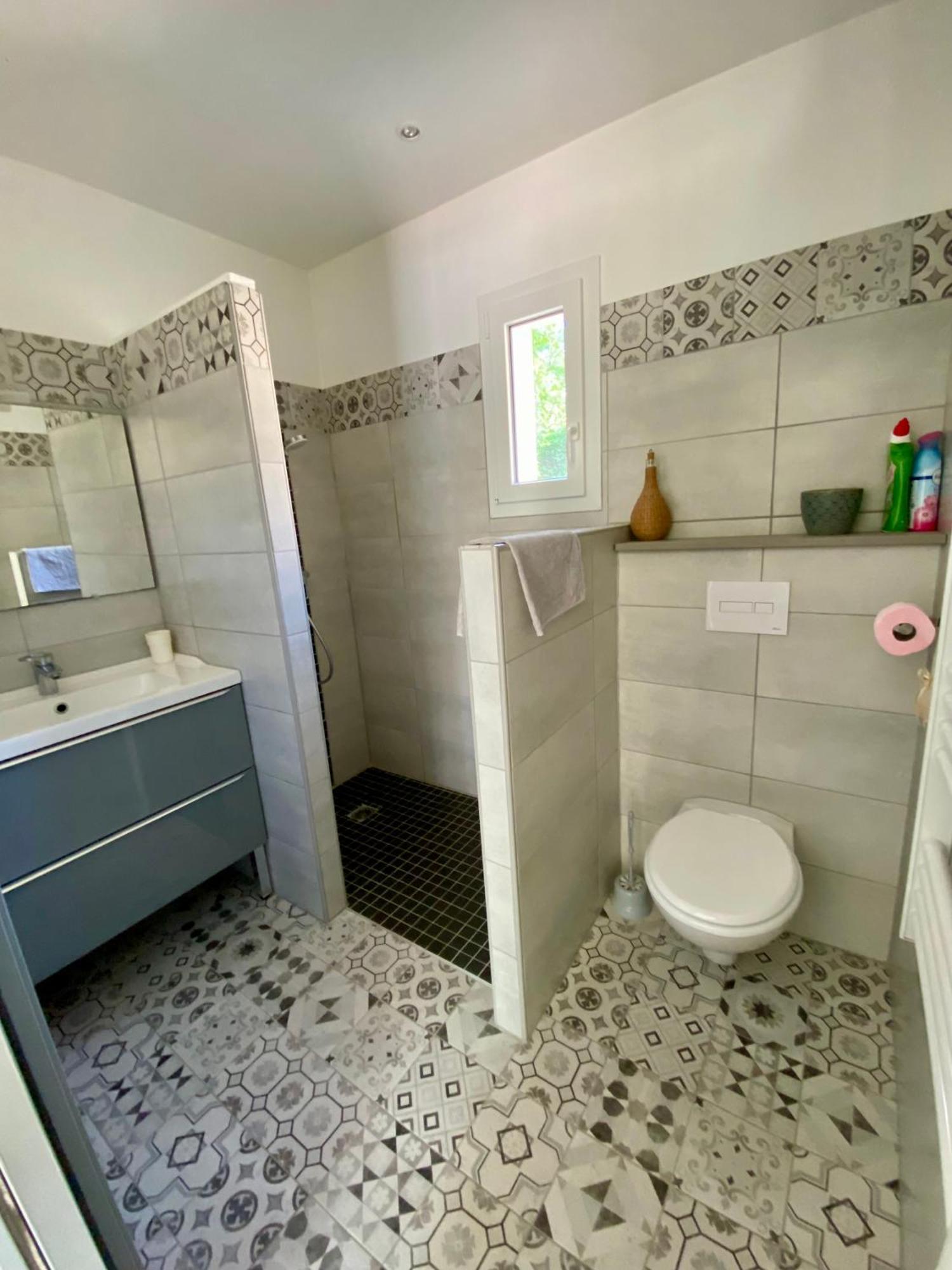 La Petite Maison Robion en Luberon Room photo