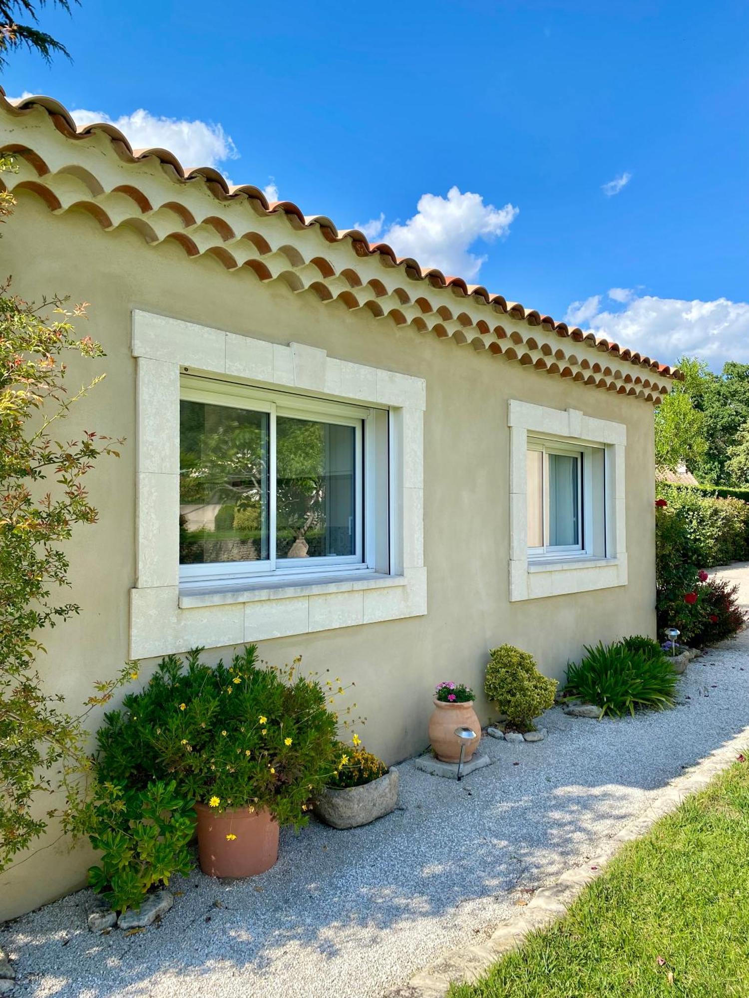 La Petite Maison Robion en Luberon Room photo